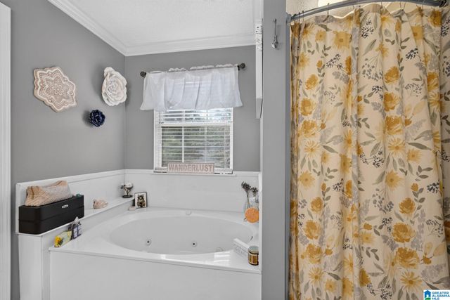 105 PARK FOREST TERRACE, Alabaster, AL 35007