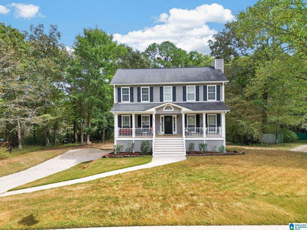 105 PARK FOREST TERRACE, Alabaster, AL 35007