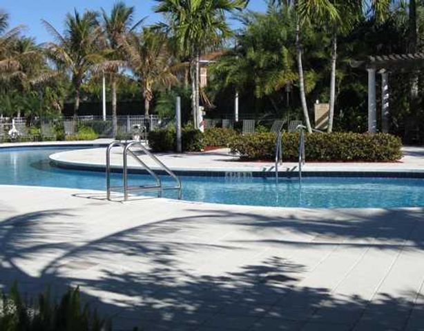 6510 Emerald Dunes Drive 304, West Palm Beach, FL 33411