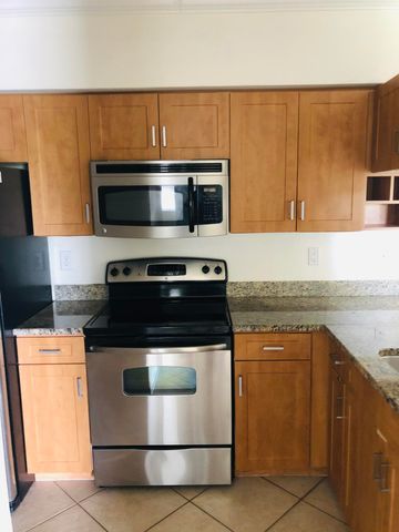 6510 Emerald Dunes Drive 304, West Palm Beach, FL 33411