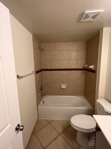 6510 Emerald Dunes Drive 304, West Palm Beach, FL 33411