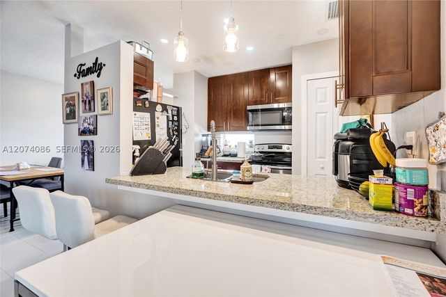15645 SW 74th Cir Dr 6-5, Miami, FL 33193