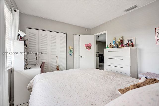 15645 SW 74th Cir Dr 6-5, Miami, FL 33193