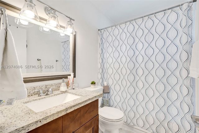 15645 SW 74th Cir Dr 6-5, Miami, FL 33193