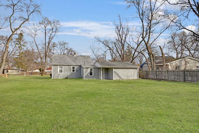 3737 Rose Manor Terrace, Markham, IL 60428