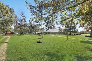 21090 Debbie Ln, Denham Springs, LA 70726