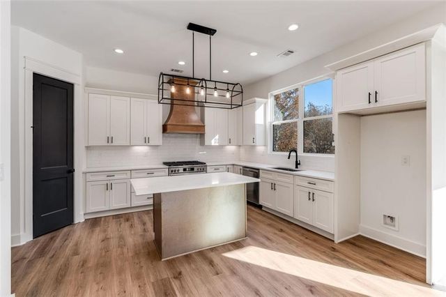 790 FERGUSON Place, Dallas, GA 30132