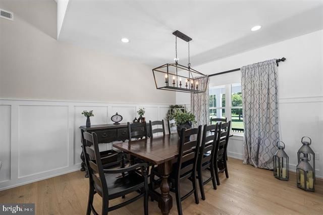8 HOPPYS LN, Cape May Court House, NJ 08210