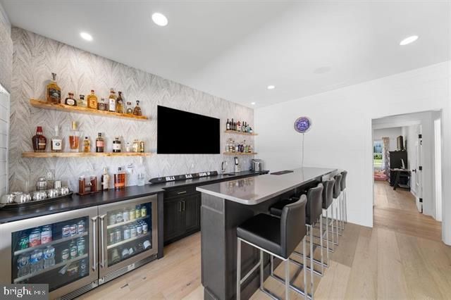 8 HOPPYS LN, Cape May Court House, NJ 08210