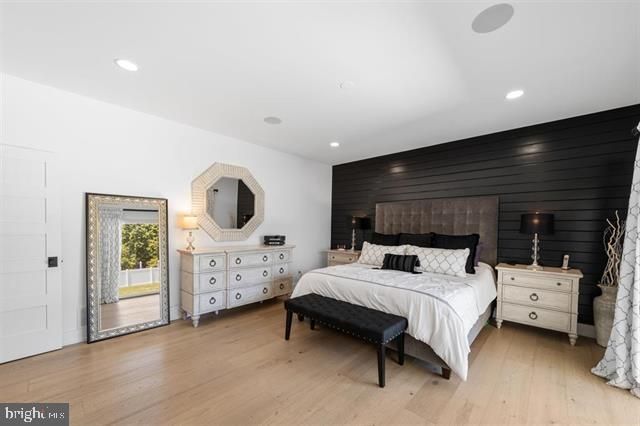 8 HOPPYS LN, Cape May Court House, NJ 08210