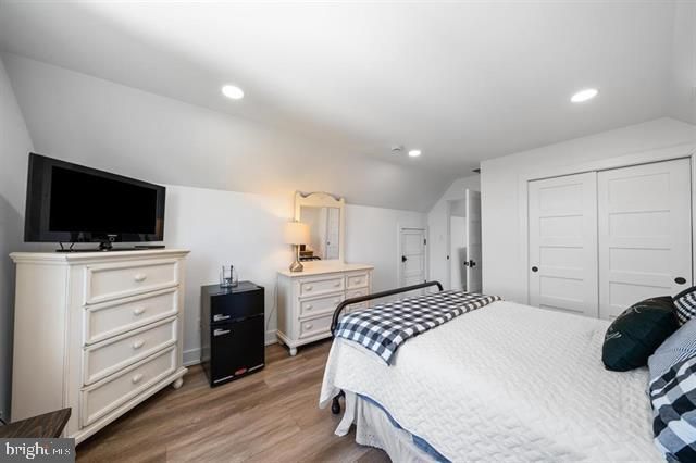 8 HOPPYS LN, Cape May Court House, NJ 08210