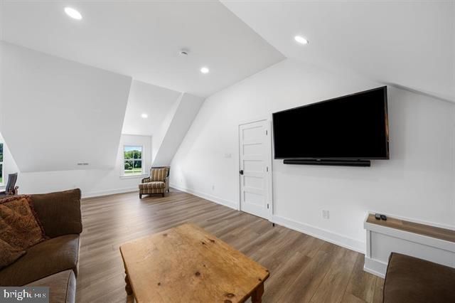 8 HOPPYS LN, Cape May Court House, NJ 08210