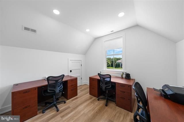 8 HOPPYS LN, Cape May Court House, NJ 08210