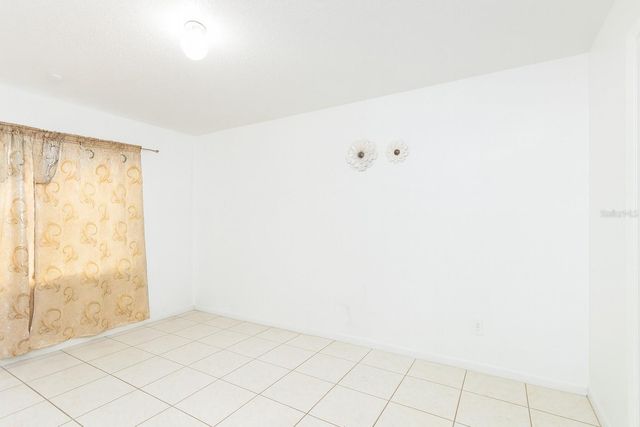 5453 WOOD CROSSING STREET, Orlando, FL 32811