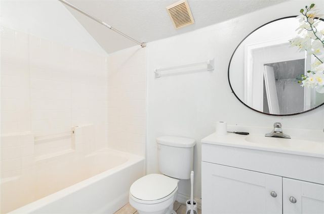 5453 WOOD CROSSING STREET, Orlando, FL 32811