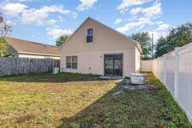 5453 WOOD CROSSING STREET, Orlando, FL 32811