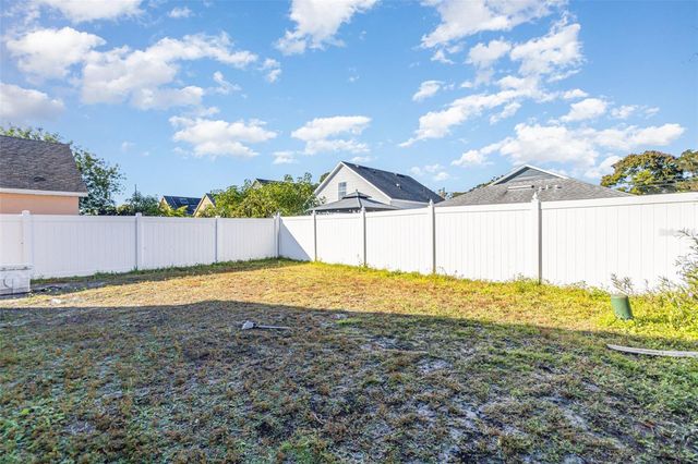 5453 WOOD CROSSING STREET, Orlando, FL 32811