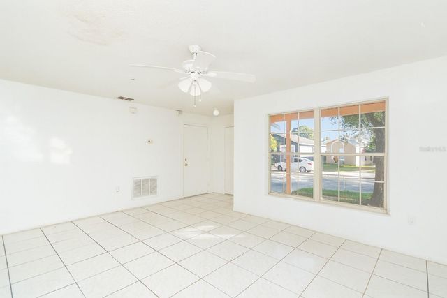 5453 WOOD CROSSING STREET, Orlando, FL 32811