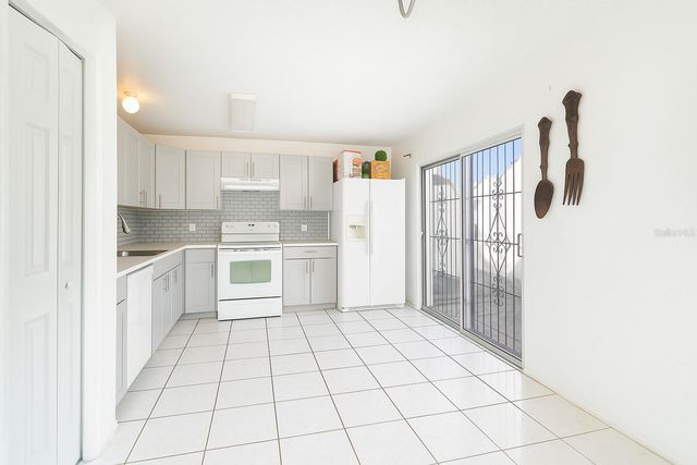 5453 WOOD CROSSING STREET, Orlando, FL 32811