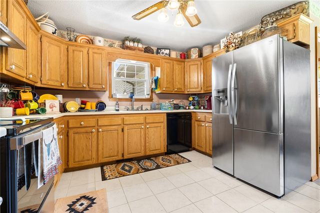 185 Lucky Lane, Harrison, AR 72601