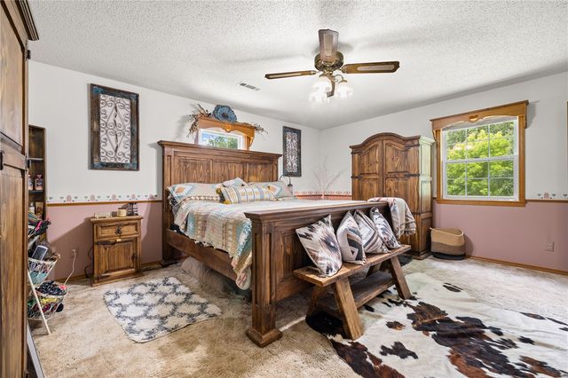 185 Lucky Lane, Harrison, AR 72601