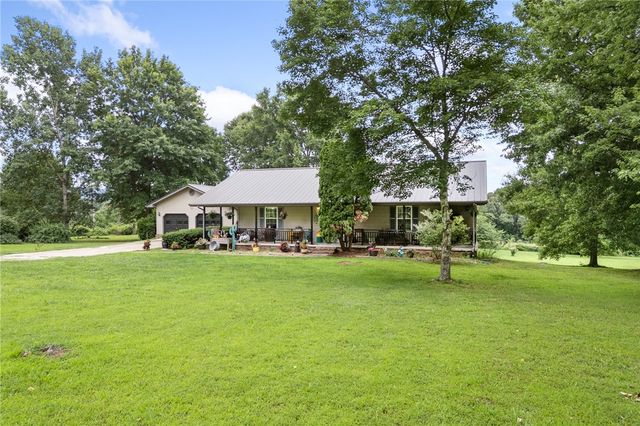 185 Lucky Lane, Harrison, AR 72601