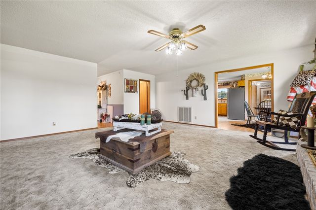 185 Lucky Lane, Harrison, AR 72601