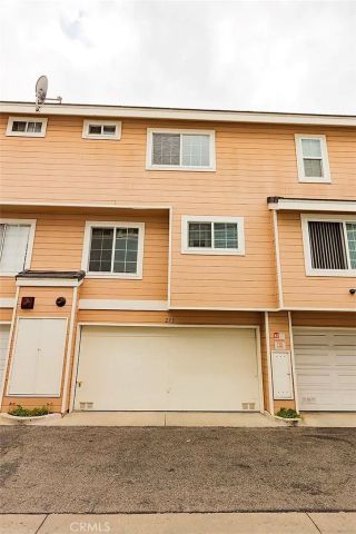 2800 Plaza Del Amo 275, Torrance, CA 90503