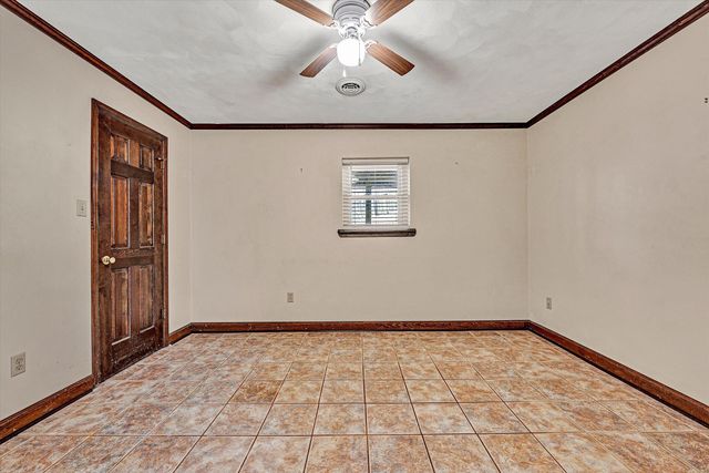 221 Summer CIR, Boones Mill, VA 24065