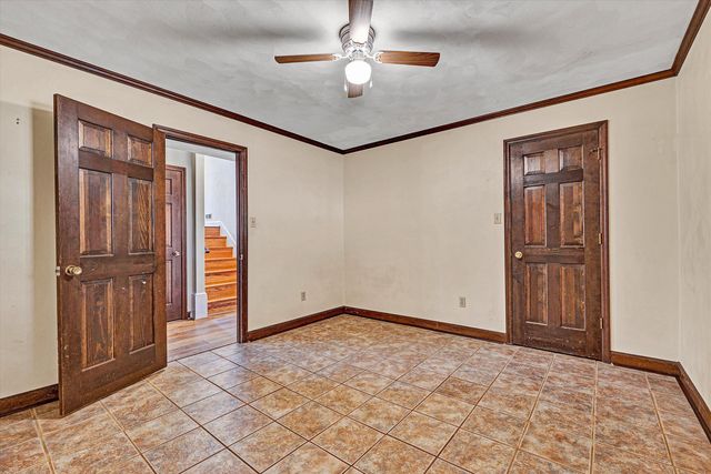 221 Summer CIR, Boones Mill, VA 24065