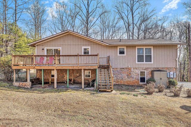 221 Summer CIR, Boones Mill, VA 24065