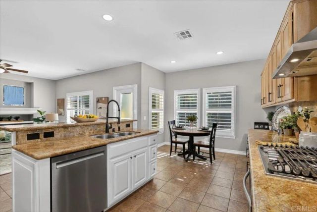 161 Willow Meadow Place, Escondido, CA 92027