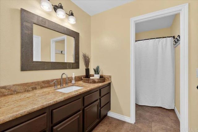 161 Willow Meadow Place, Escondido, CA 92027