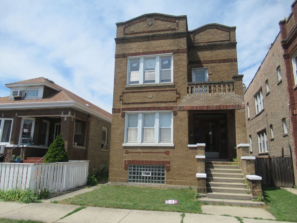 5822 S Sacramento Avenue, Chicago, IL 60629