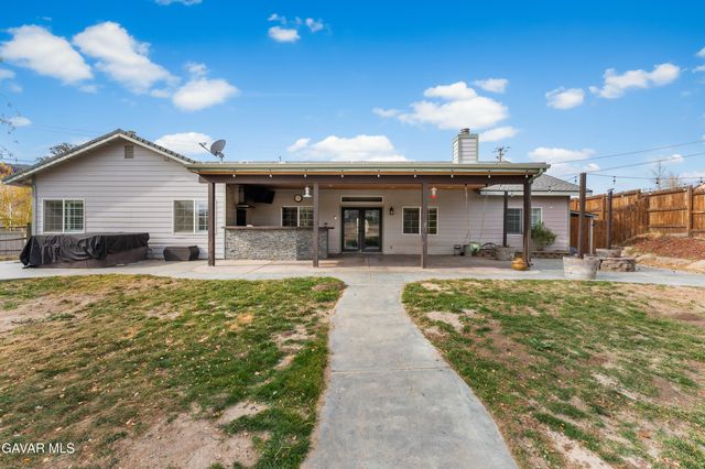 23600 Dart Drive, Tehachapi, CA 93561