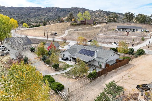 23600 Dart Drive, Tehachapi, CA 93561