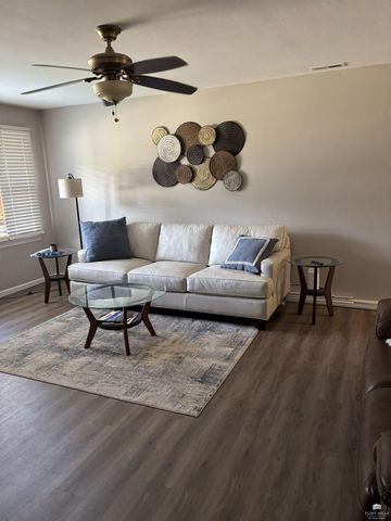 2448 Himes Road, Manhattan, KS 66502