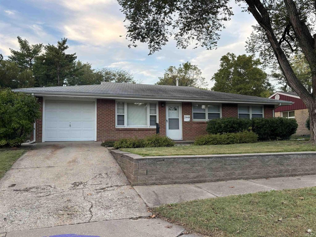 2448 Himes Road, Manhattan, KS 66502