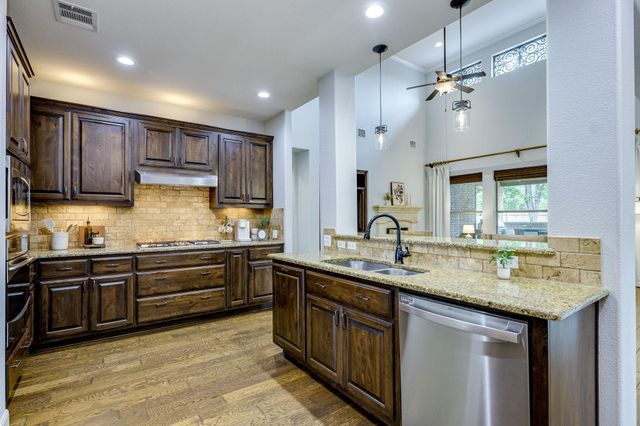 11932 Palisades PKWY, Austin, TX 78732
