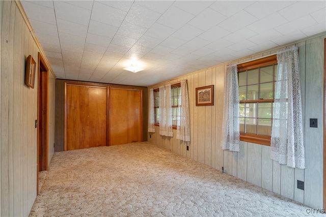 8392 Tuttle Road, Cicero, NY 13030