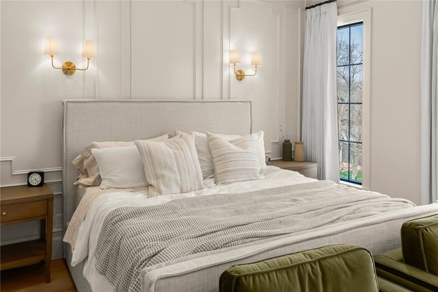 222 SE B Street, Bentonville, AR 72712