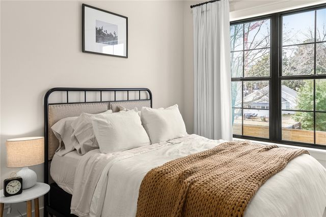 222 SE B Street, Bentonville, AR 72712