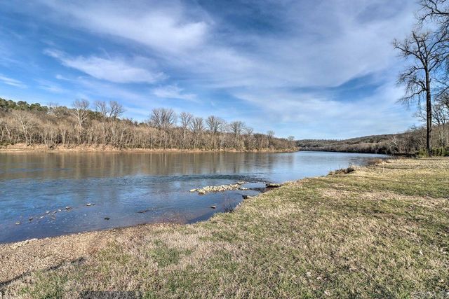 615 Ripplin Shoals, Melbourne, AR 72556