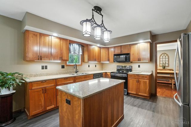 7281 Cinnamon Woods Drive, West Chester, OH 45069