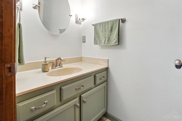 7281 Cinnamon Woods Drive, West Chester, OH 45069