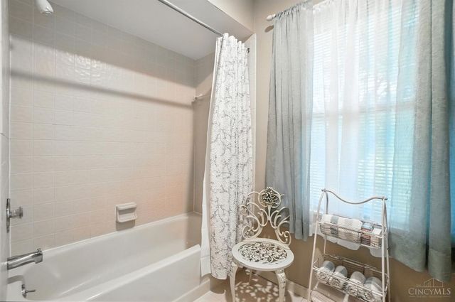 7281 Cinnamon Woods Drive, West Chester, OH 45069