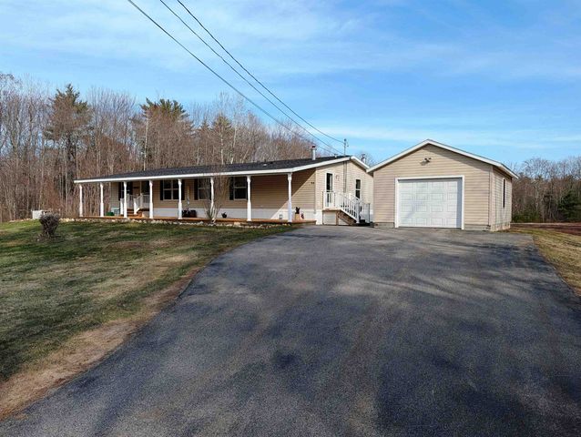 34 Shaw Drive, Rochester, NH 03867