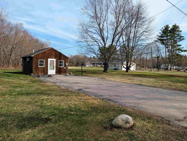 34 Shaw Drive, Rochester, NH 03867