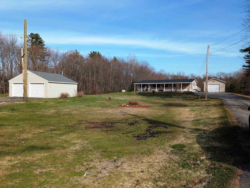 34 Shaw Drive, Rochester, NH 03867