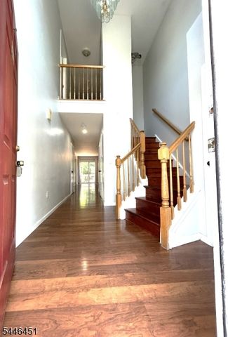 36 Mindy Dr, Franklin Twp., NJ 08873